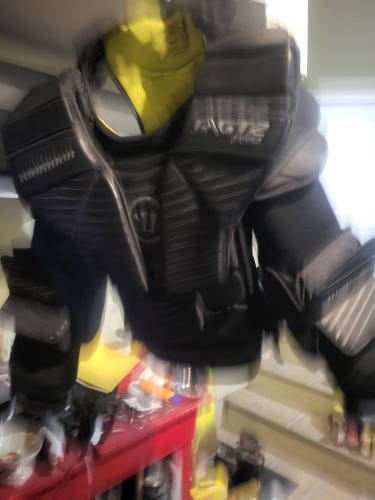 Warrior Ritual GT2 Pro Goalie Chest Protector (Used)