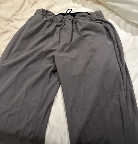 Tan XL Vuori joggers