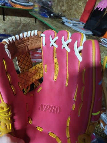 2025 Outfield RH Ice cream dip Baseball Glove 11.5" (New)