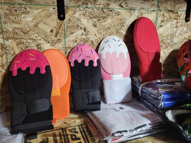 Pink Senior Sliding Mitt (New)