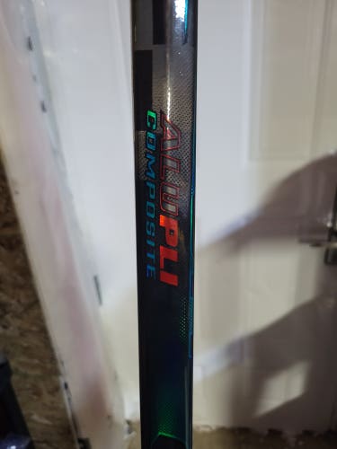 Senior CCM Vizion Right Handed Hockey Stick P29 85 Flex (New)