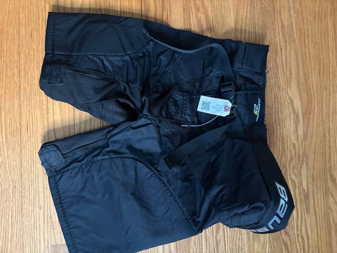 Men's Junior Medium Bauer Supreme 2S Pro Hockey Pants (Used)