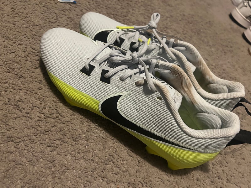 Unisex Size M 12.0 (W 13.0) Nike Low Top Vapor Edge Speed 360 Molded Cleats (New)