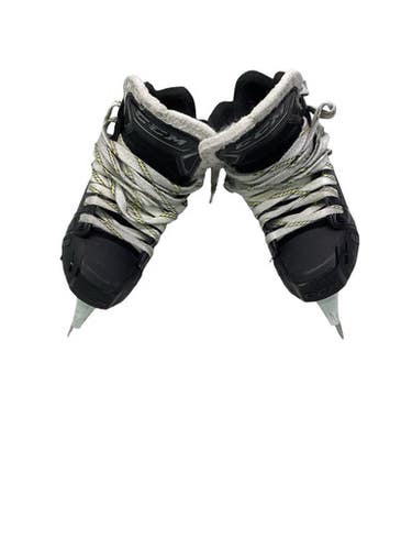 Used CCM 3370 SUPERTACKS HOCKEY SKATES Junior Hockey Skate Junior 03 11347-S000265644