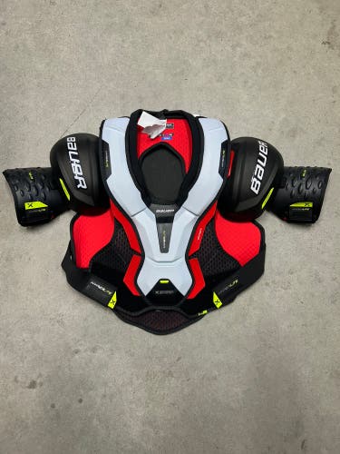 Senior Large Bauer Vapor Hyperlite NHL Carolina Hurricanes Pro Stock Shoulder Pads (New)