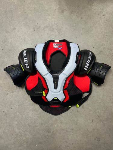 Senior Large Bauer Vapor Hyperlite NHL New York Rangers Pro Stock Shoulder Pads (New)