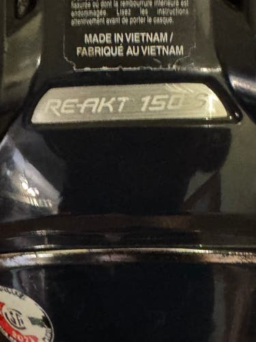 Small Bauer Re-Akt 150 Helmet (Used)