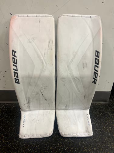 36" 2025 Bauer FlyLite Goalie Leg Pads (Used)