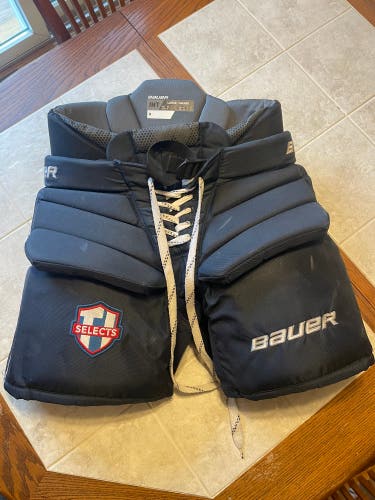 Intermediate Large Bauer Hockey Goalie Pants (Used)