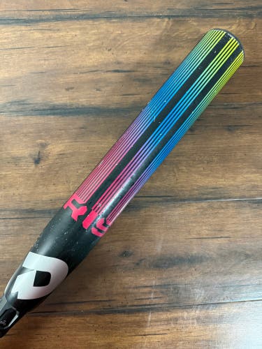 DeMarini Prism 28/17 (-11) Fastpitch Softball Bat