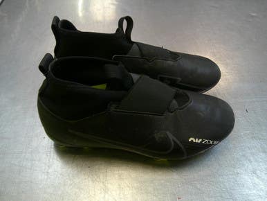 Used Nike Soccer Cleats Black Junior 03 11339-S000200020