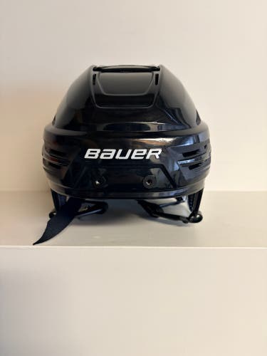 Small Bauer Re-Akt 85 Helmet (Used)