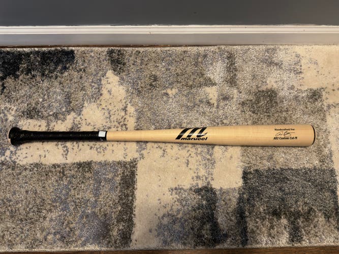 2025 Marucci AB2 (Alex Bregman) Maple BBCOR Certified Bat (-3) 30.5 oz 33" (New)