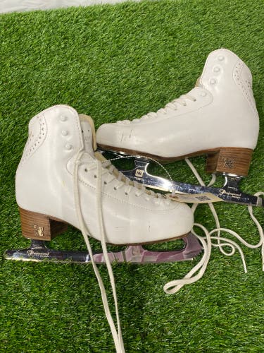 Risport RF3 Pro Figure Skates | Adult 9.5 (26.5)