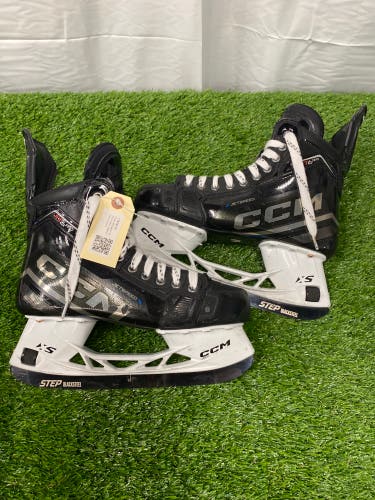 CCM JetSpeed FT6 Pro Hockey Skates | Senior Size 8