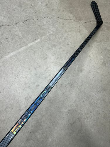 85 Flex P29 Senior CCM RibCor Trigger 6 Pro Left Hand Hockey Stick Pro Stock NHL (New)