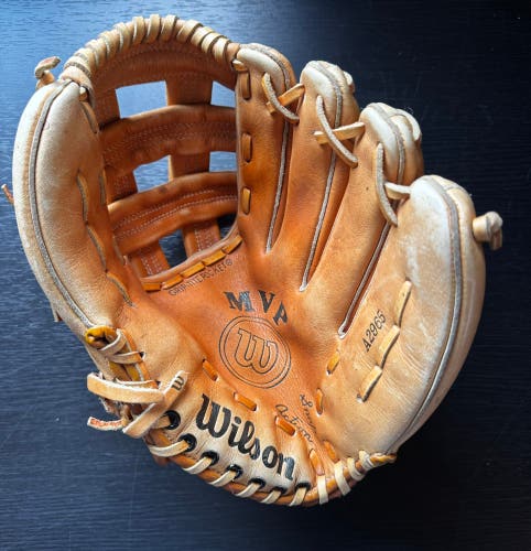 Wilson MVP A2965 RH Baseball Glove 11" (Used) Cowhide!