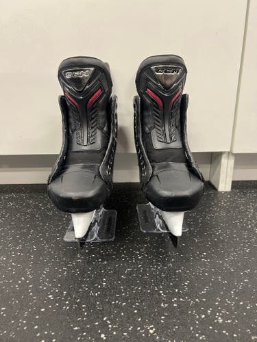 CCM JetSpeed FT8 Pro Hockey Skates 7 (Used)
