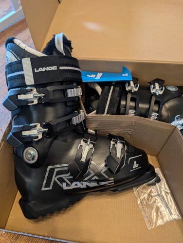 2021 Mondo 22 & 22.5 Women's Lange All Mountain RX 80 W Ski Boots Soft Flex (New)