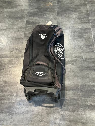Black Louisville Wheeled Catcher's Bag (Used)