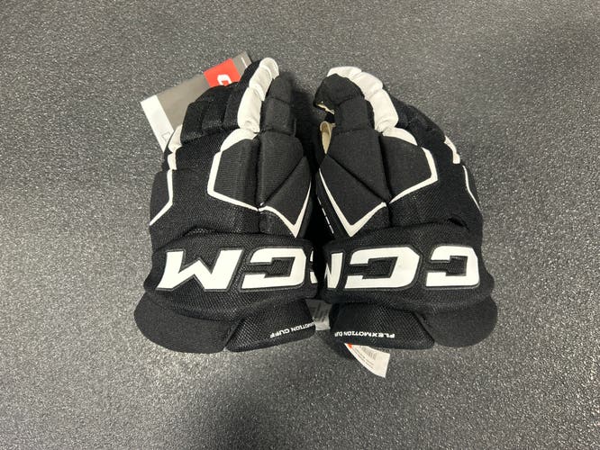 CCM AS580 Hockey Gloves 11" (New)