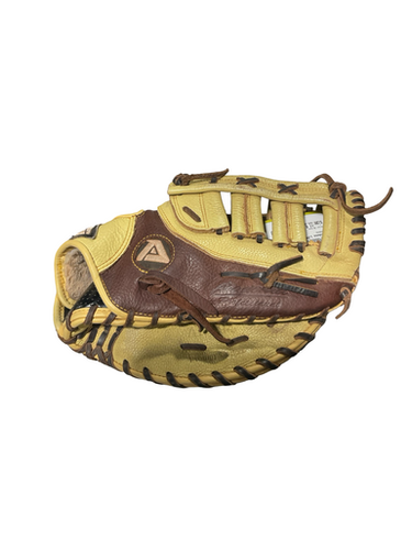 Used Akadema LONGHORN HIDE BB/SB Glove RH Throw Brown 11 1/2" 11834-S000048198