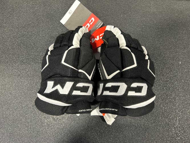 CCM Tacks Classic SE Hockey Gloves (New)