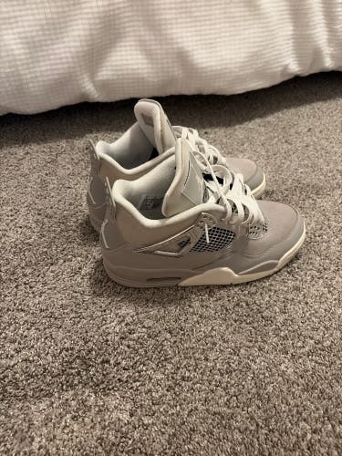 Gray Unisex Size M 8.0 (W 9.0) Adult Air Jordan Jordan 4 Shoes (Used)