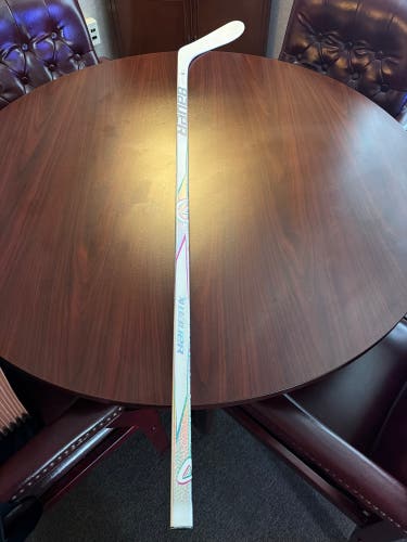 Intermediate Bauer Proto2 Right Handed Hockey Stick P28 50 Flex (Used)