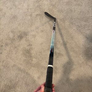 Junior CCM JetSpeed FT8 Pro Left Hand Hockey Stick P28 50 Flex (Used)