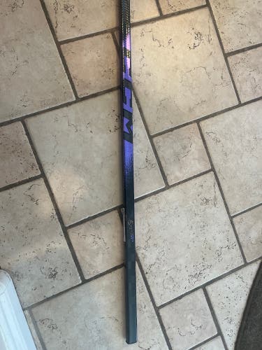 Senior CCM Ribcor Trigger 10 Pro RH Hockey Stick P28 70 Flex (New)