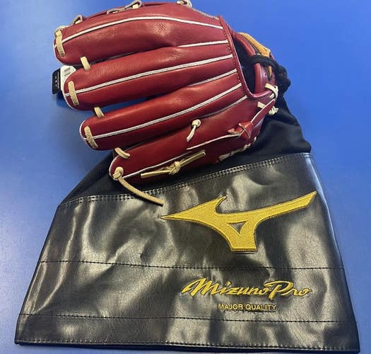 MIZUNO PRO CLASSIC BASEBALL GLOVE RED/CREAM 11.75 (Left Catch)