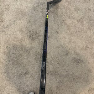 Intermediate CCM Ribcor Trigger 9 Pro Right Handed Hockey Stick P28 65 Flex (Used)