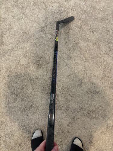 Intermediate CCM Ribcor Trigger 9 Pro Right Handed Hockey Stick P28 65 Flex (Used)