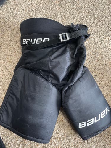Junior Medium Bauer Nsx Hockey Pants (Used)