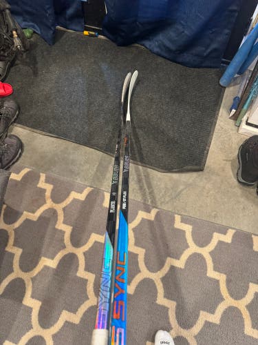 Senior Bauer Nexus Sync Left Hand Hockey Stick P28 87 Flex (Used)