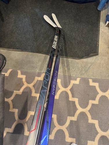 Senior Bauer Vapor Hyperlite 2 Left Hand Hockey Stick Mid Pattern 82 Flex (New)
