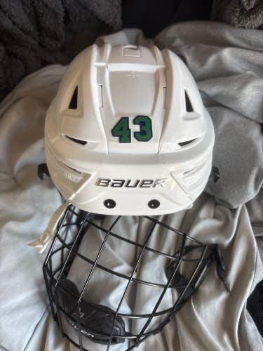 Medium Bauer Re-Akt 155 Helmet (New)