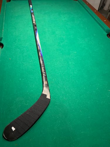 Senior Bauer Vapor Flylite Left Hand Hockey Stick P92 70 Flex (Used)