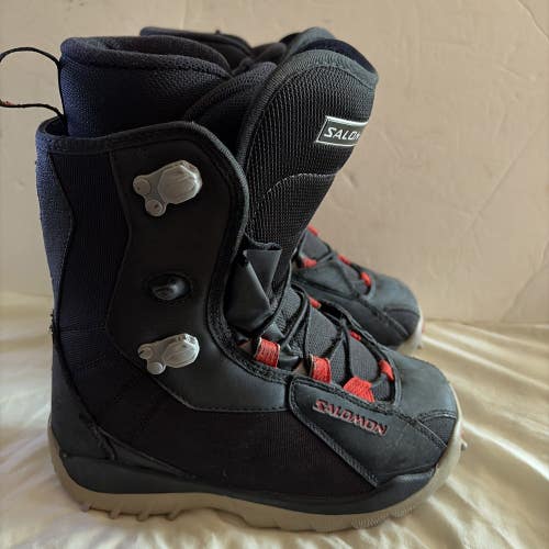 Junior Size 5 Salomon KAMOOKS thermic Fit Snowboard Boots