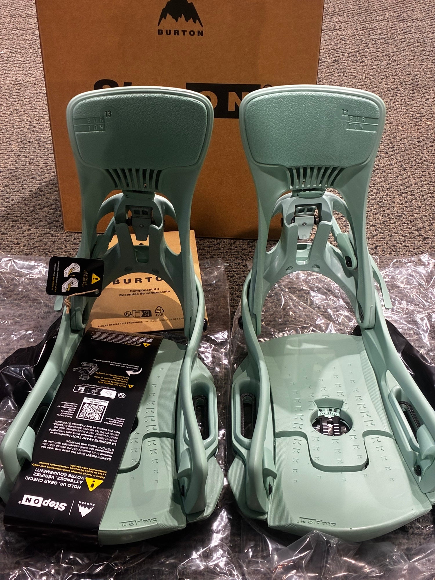 NEW Burton MINE77 x Run DMC Limited Edition Cartel EST Snowboard