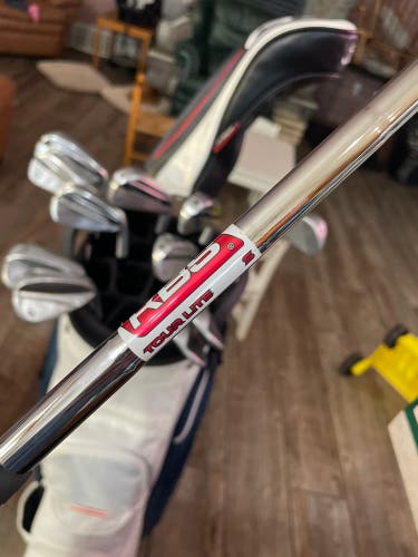 Men's 2023 TaylorMade P-790 Right Handed Iron Set Stiff Flex Steel Shaft (Used)