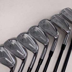 Miura TC-202 CB-302 Combo Iron Set 4-PW Axiom VeloCore 125g X-Stiff Graphite RH