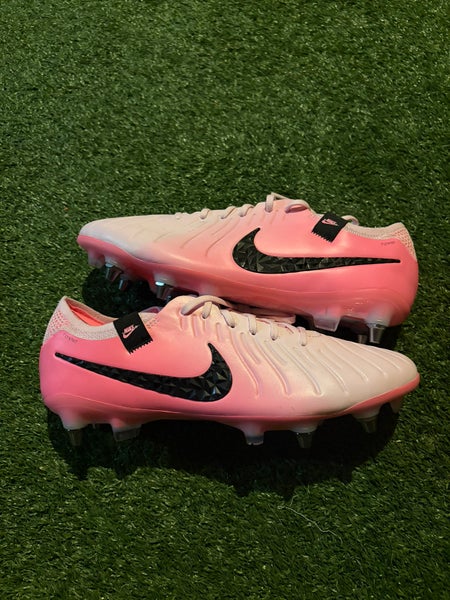 Size 9 - Mens Nike Tiempo Legend 10 Elite SG Pro Pink Soccer Cleats - FN7283-601