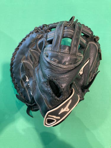 32.5" RH Mizuno Prospect Catcher's Fastpitch Softball Glove