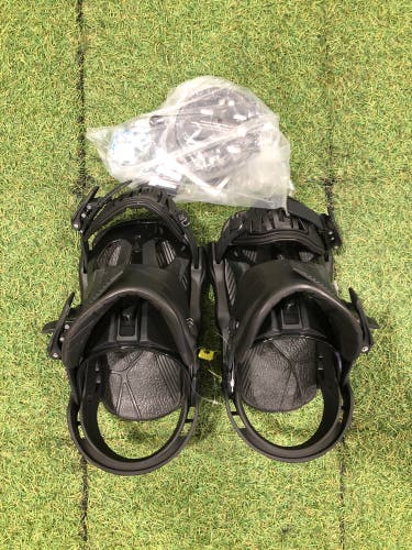 2022 Women's Small Now Brigada Snowboard Bindings (New)
