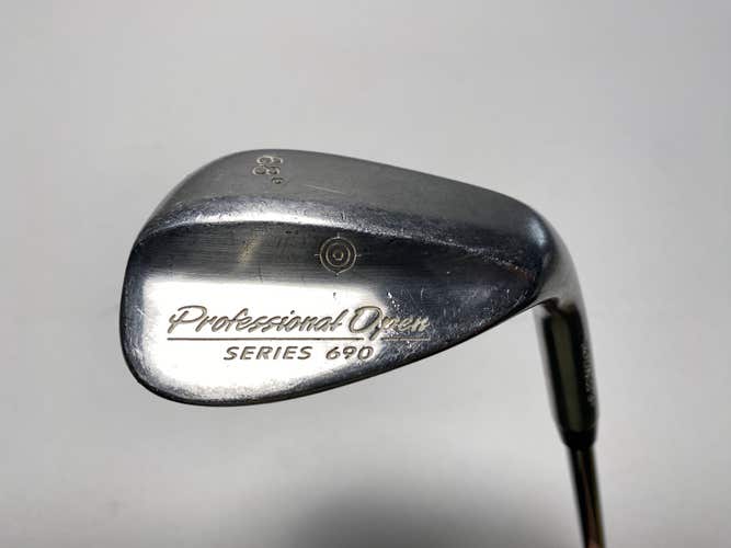 Professional Open Series 690 Wedge 68* TT Dynamic Gold S400 Stiff Steel Mens RH