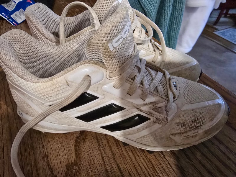 White Kid's 4.5Y (Big Kids / Youth) Adidas (Used)