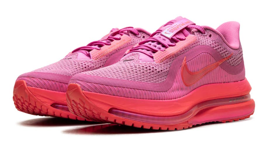 Size 10 - Nike Pegasus Premium Hyper Pink (Women's) HQ2593-602