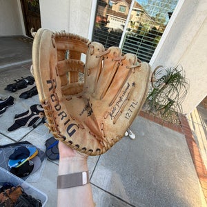 RH Outfield Baseball Glove 12.75" (Used)